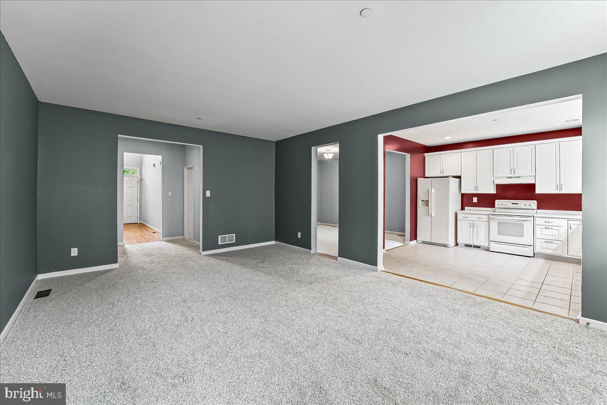 124 Carli Drive photo 10