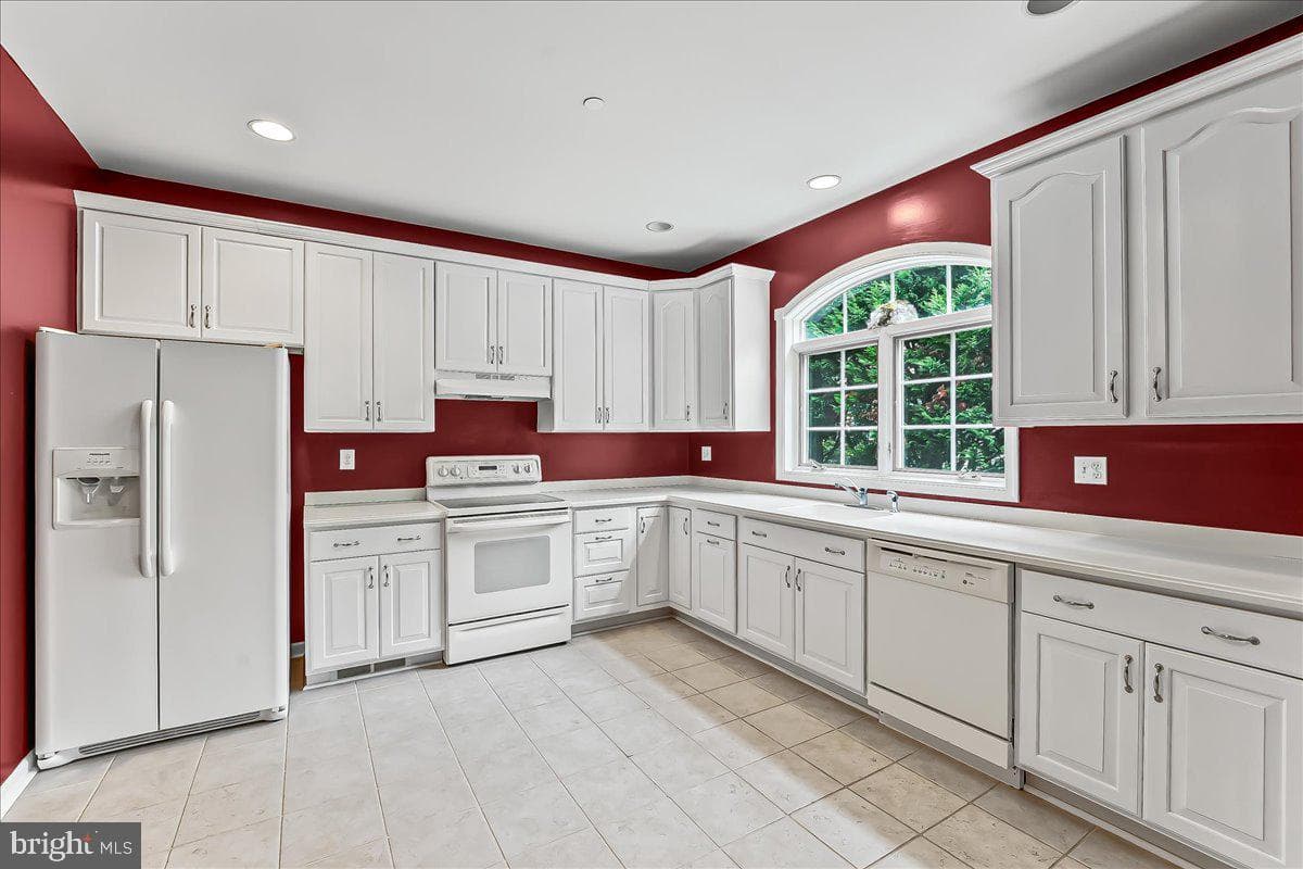 124 Carli Drive photo 11