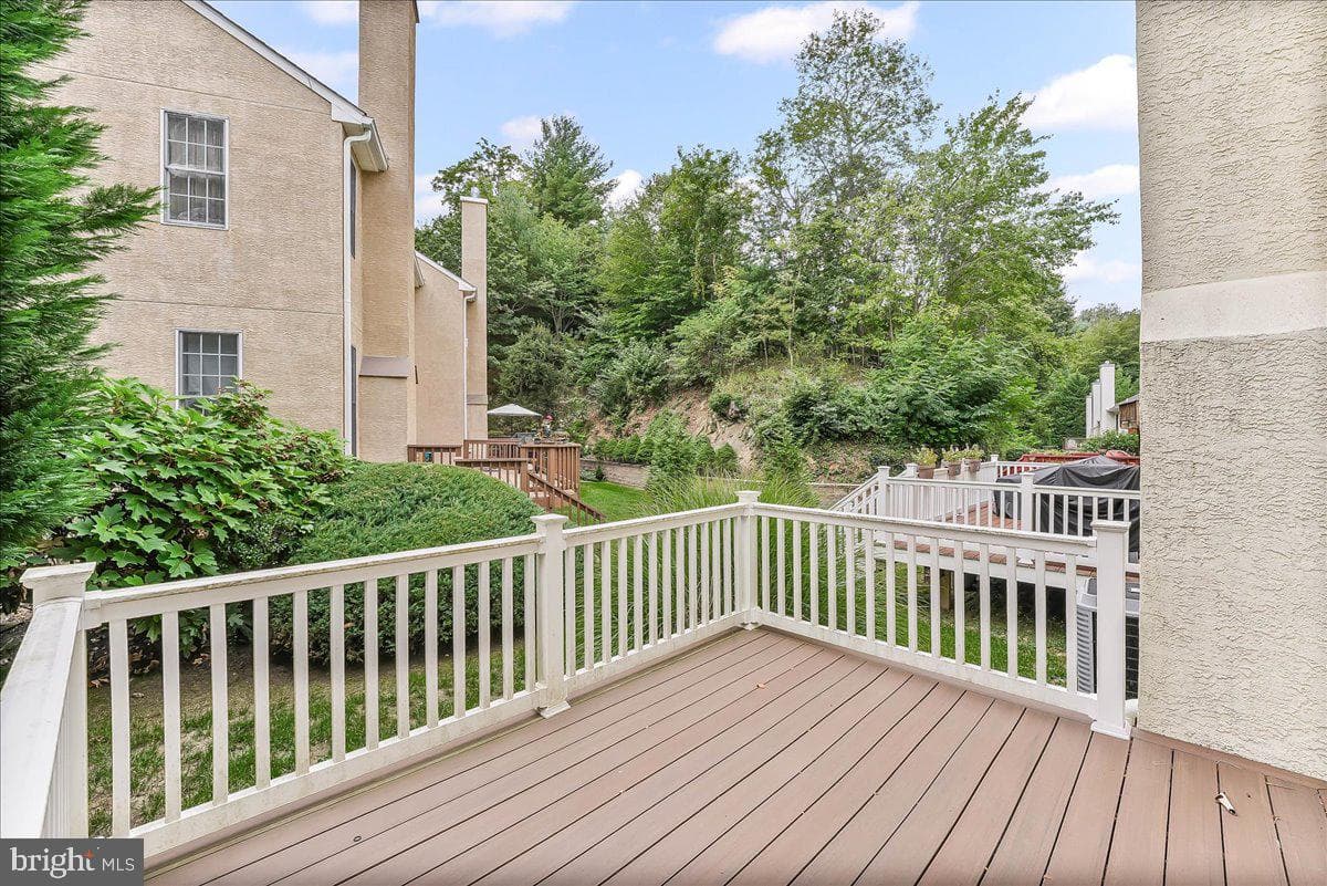 124 Carli Drive photo 3
