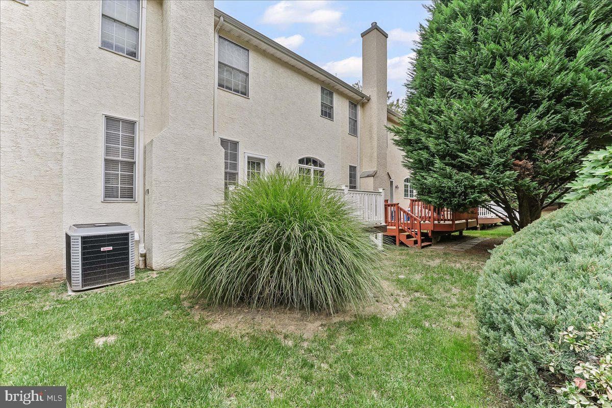 124 Carli Drive photo 4