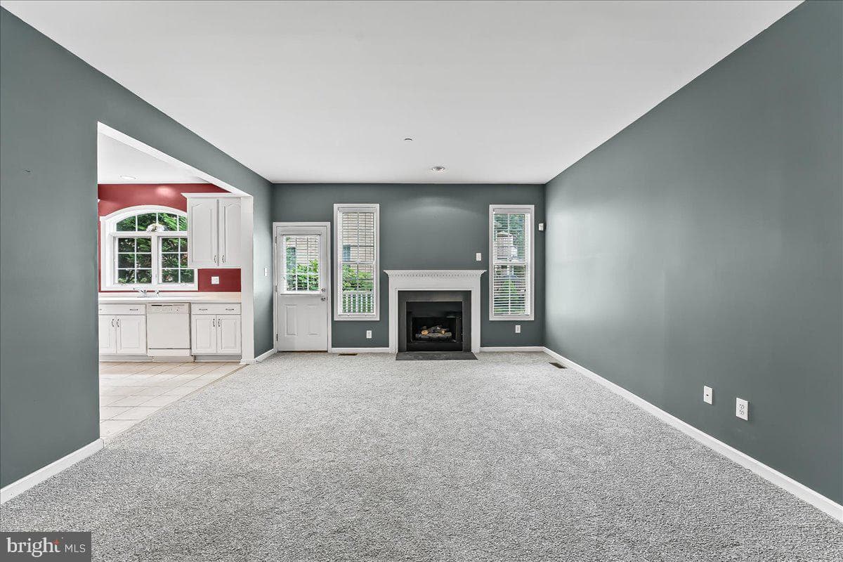 124 Carli Drive photo 8