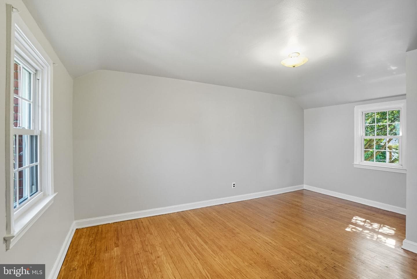 979 Edgewood Drive photo 20
