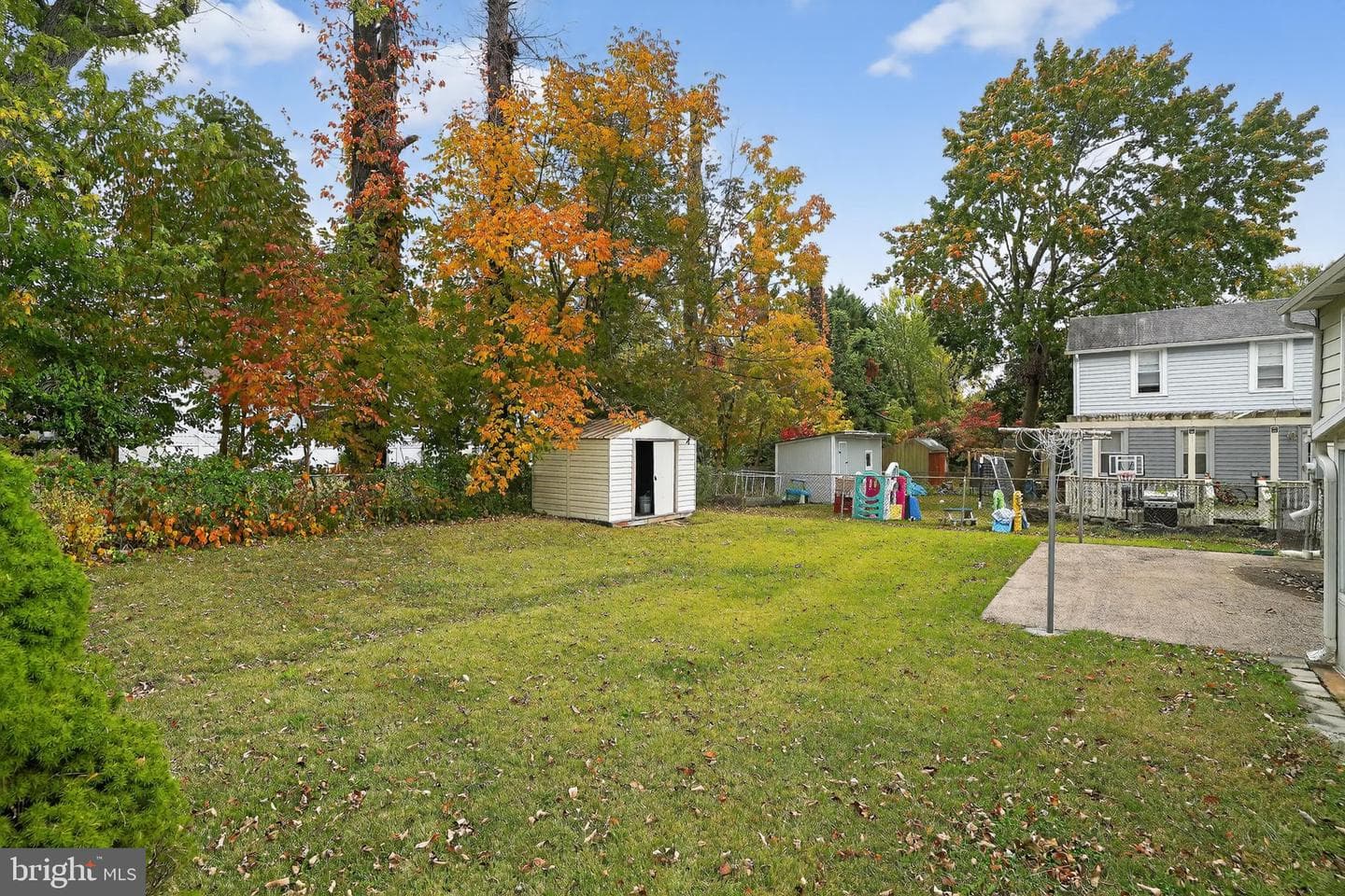 635 Grand Avenue photo 42