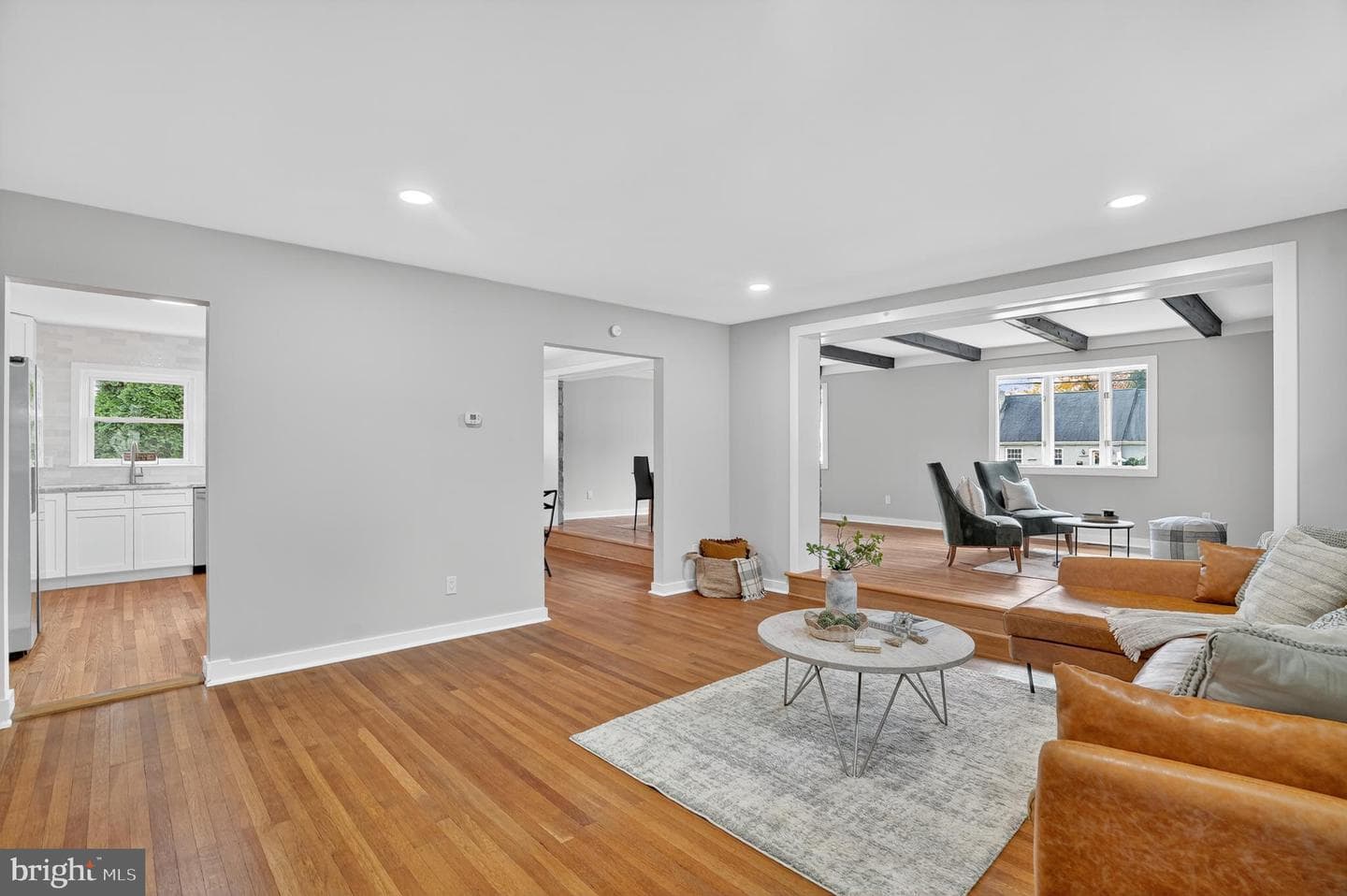 635 Grand Avenue photo 5