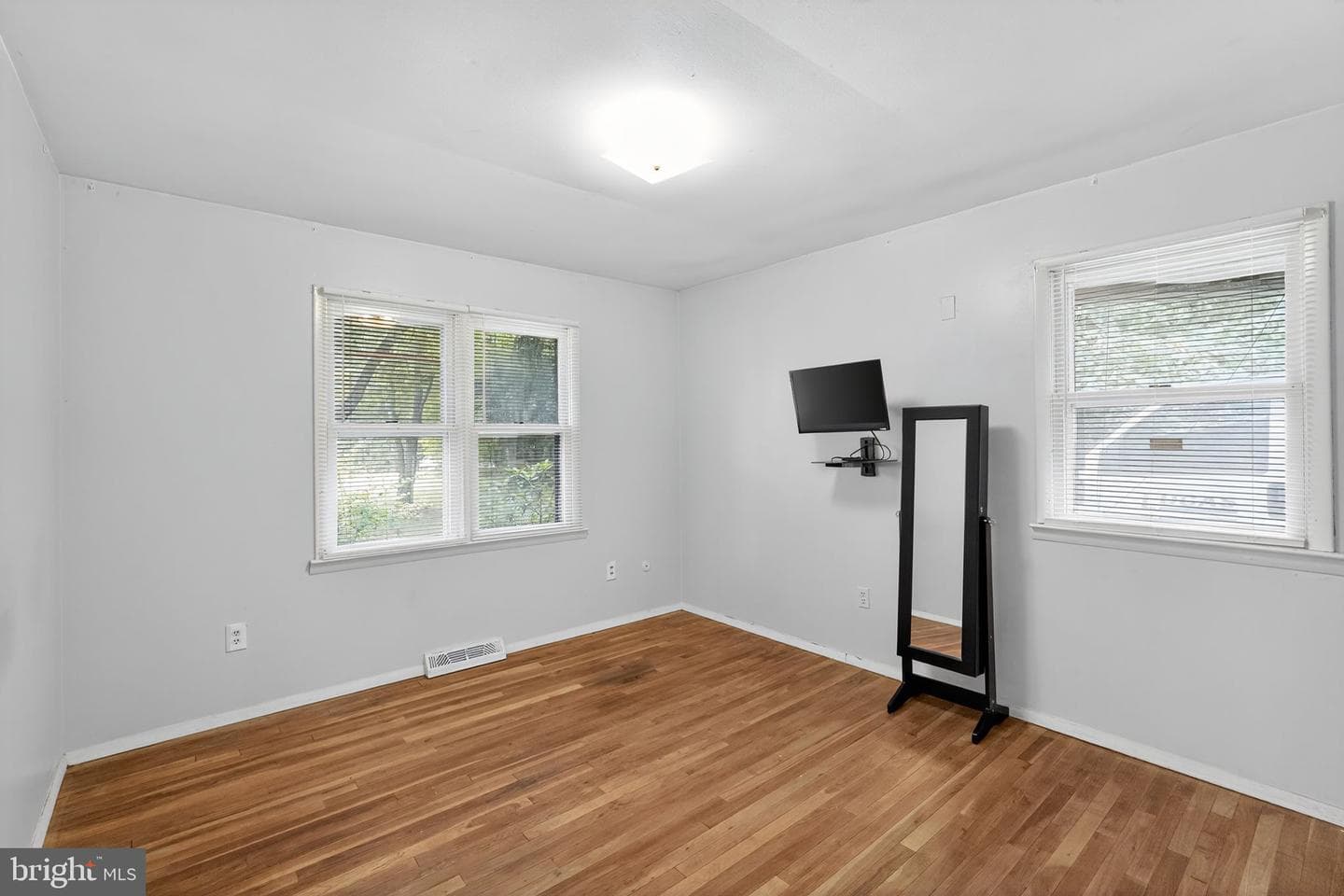 202 Conchester Road photo 16