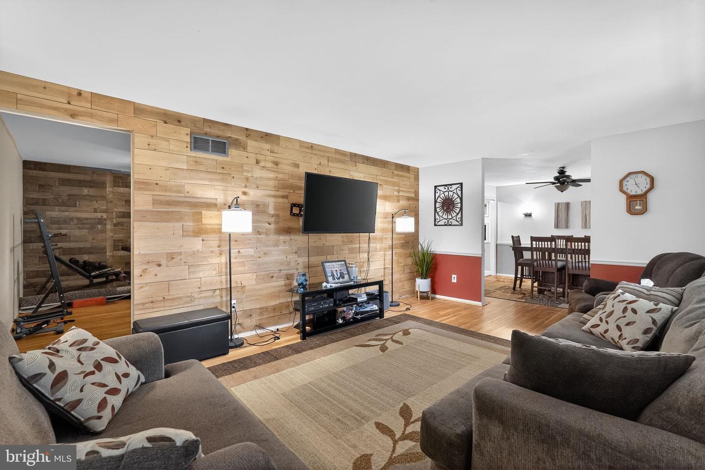 202 Conchester Road photo 2