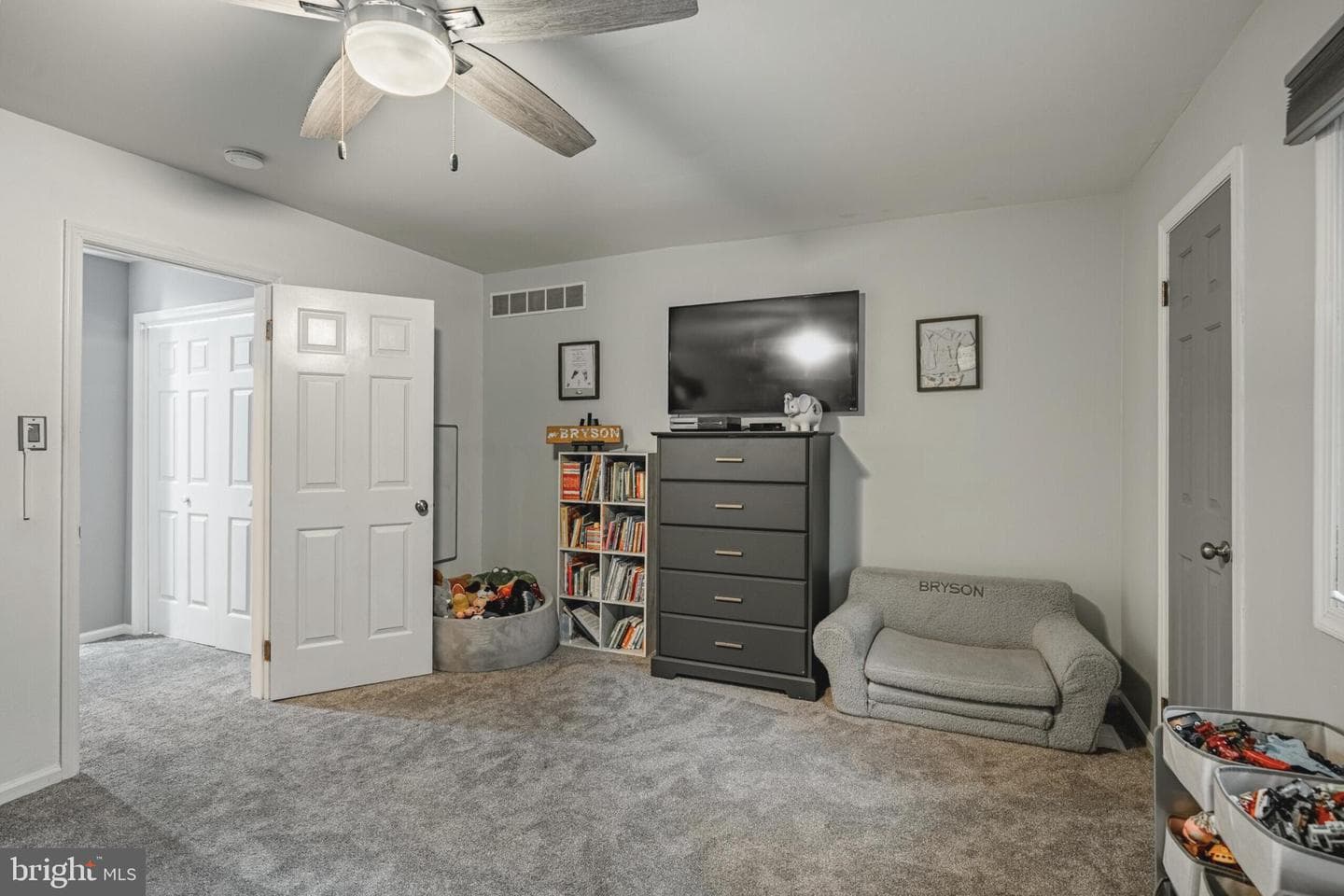 216 Northbrook Drive photo 28
