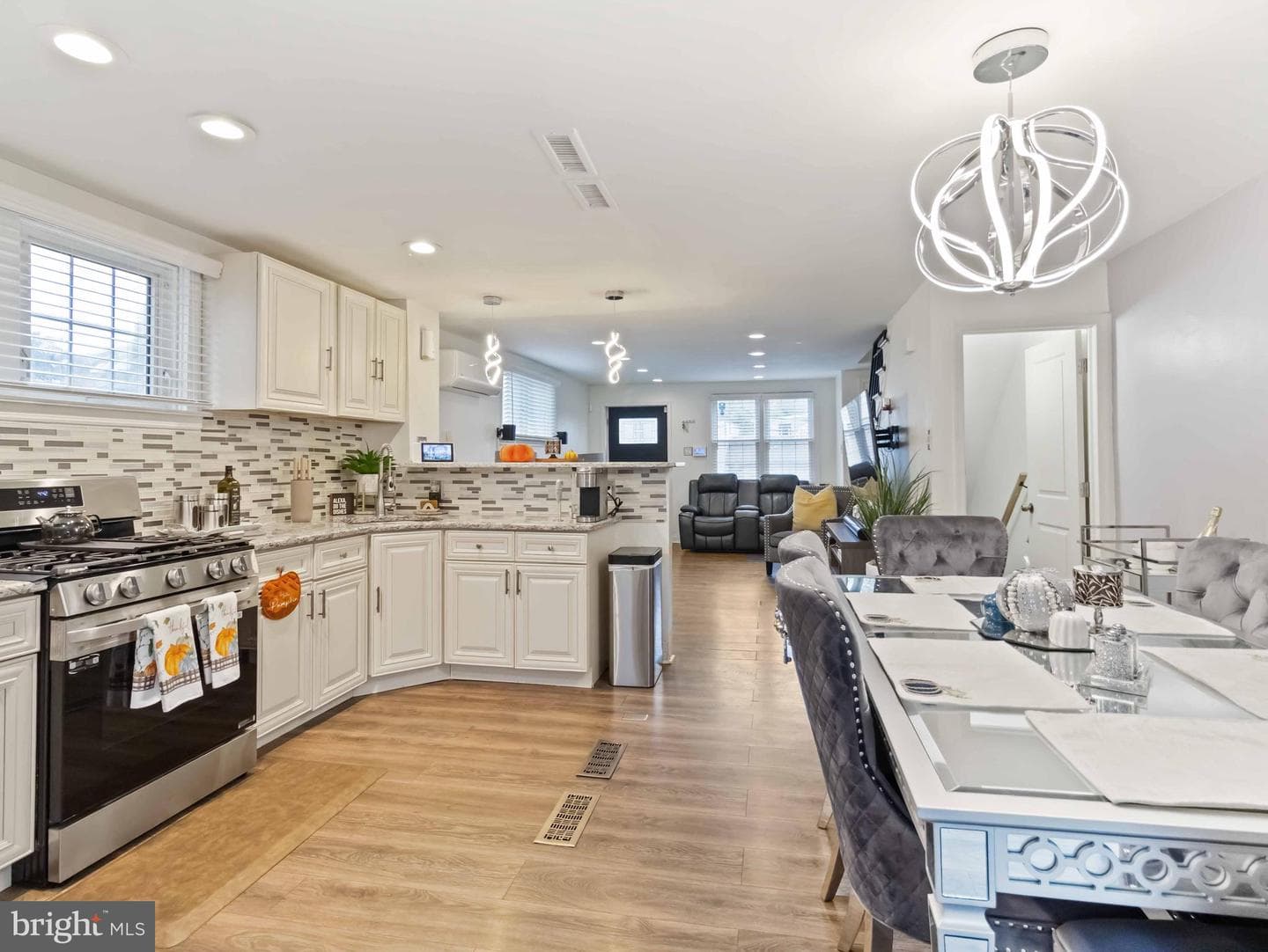 1008 Springfield photo 15