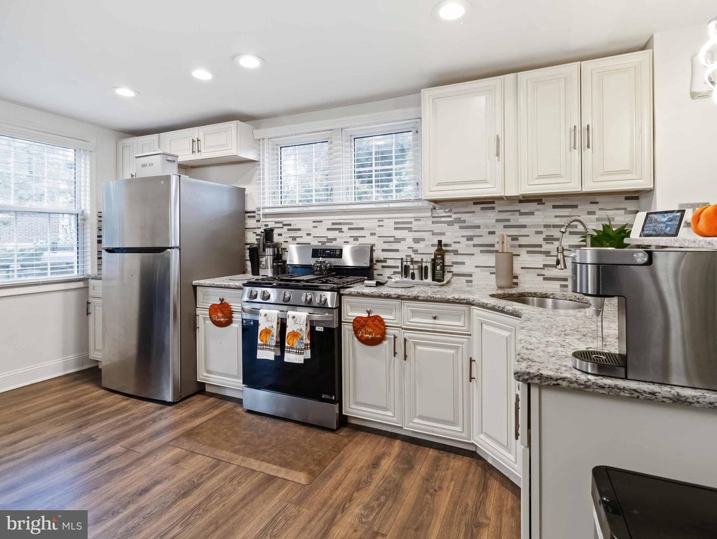 1008 Springfield photo 18