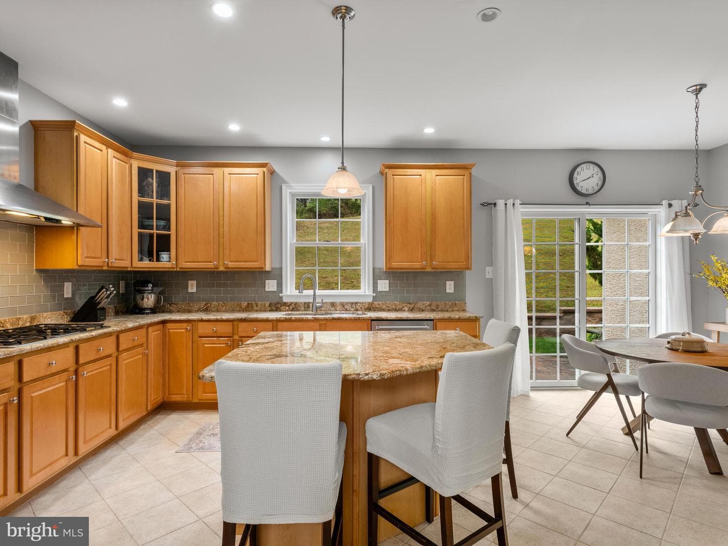 209 Martins Lane photo 10