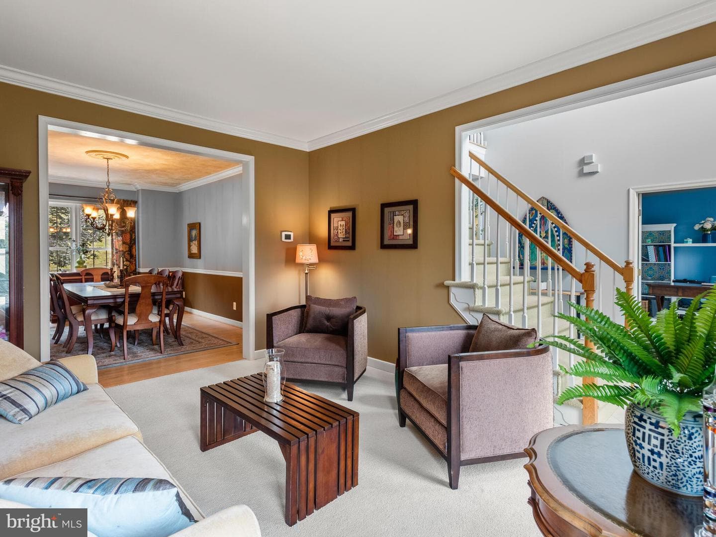 209 Martins Lane photo 2