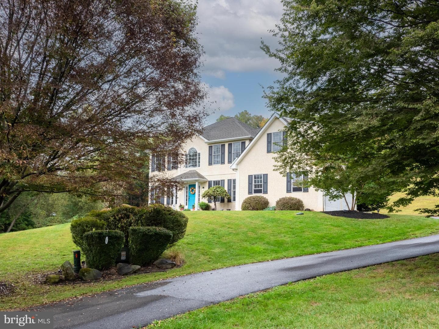 209 Martins Lane photo 3
