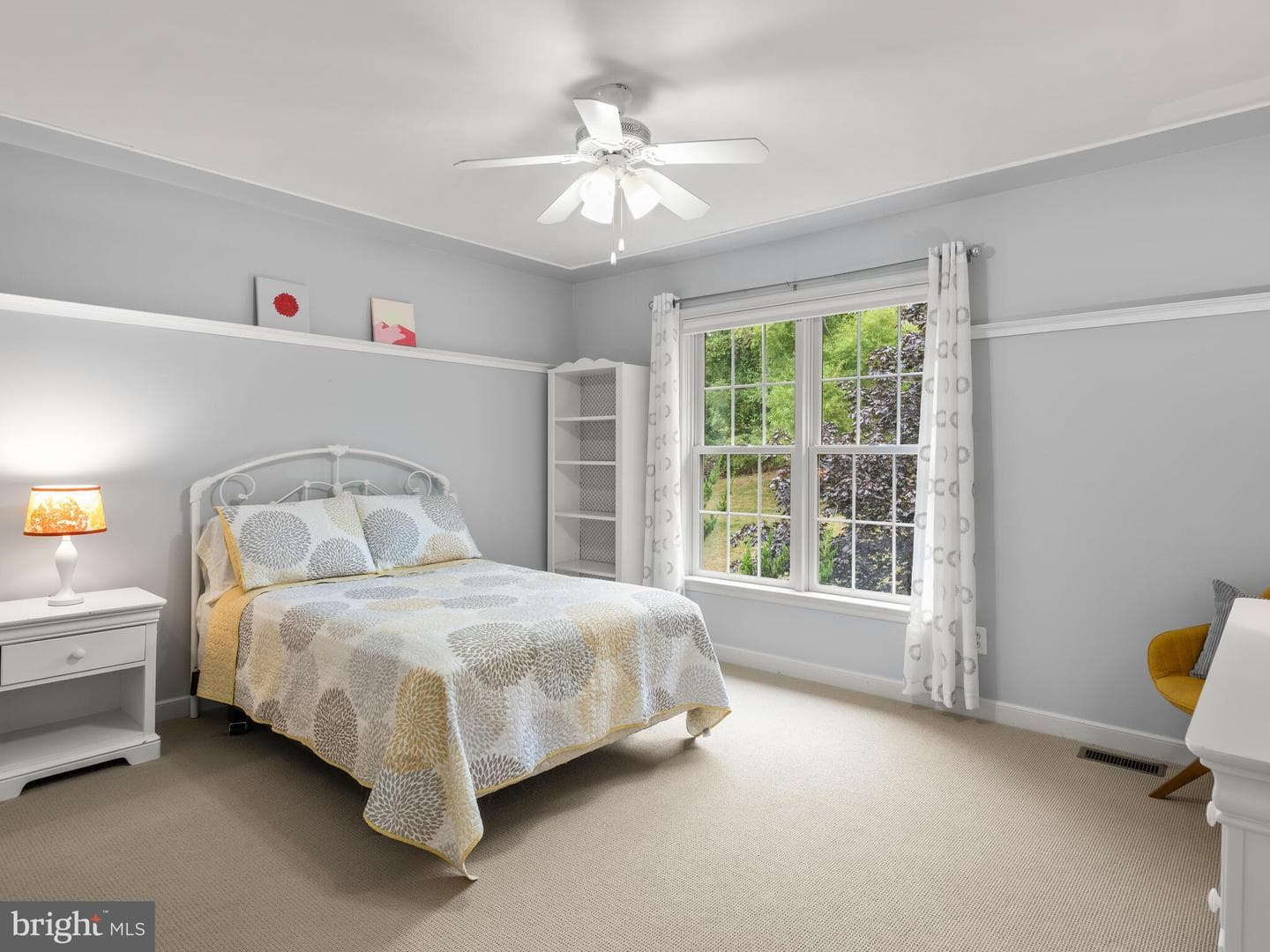 209 Martins Lane photo 31