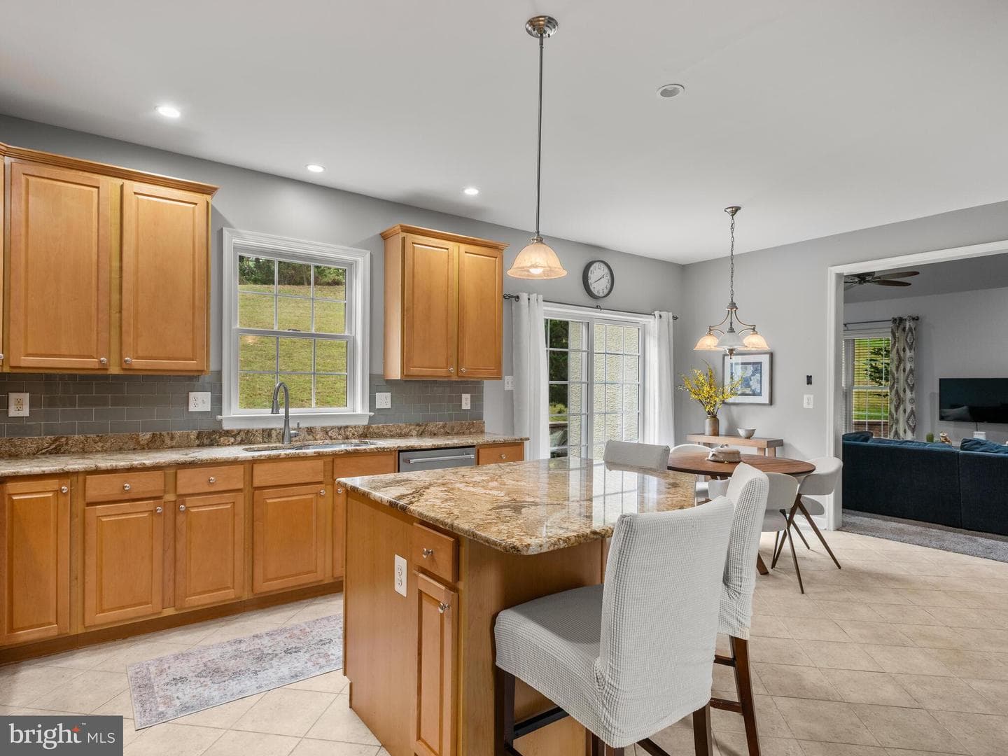209 Martins Lane photo 9