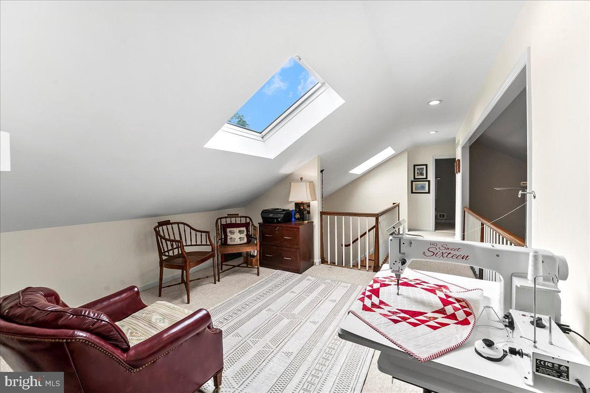 19 Toft Woods Way photo 35
