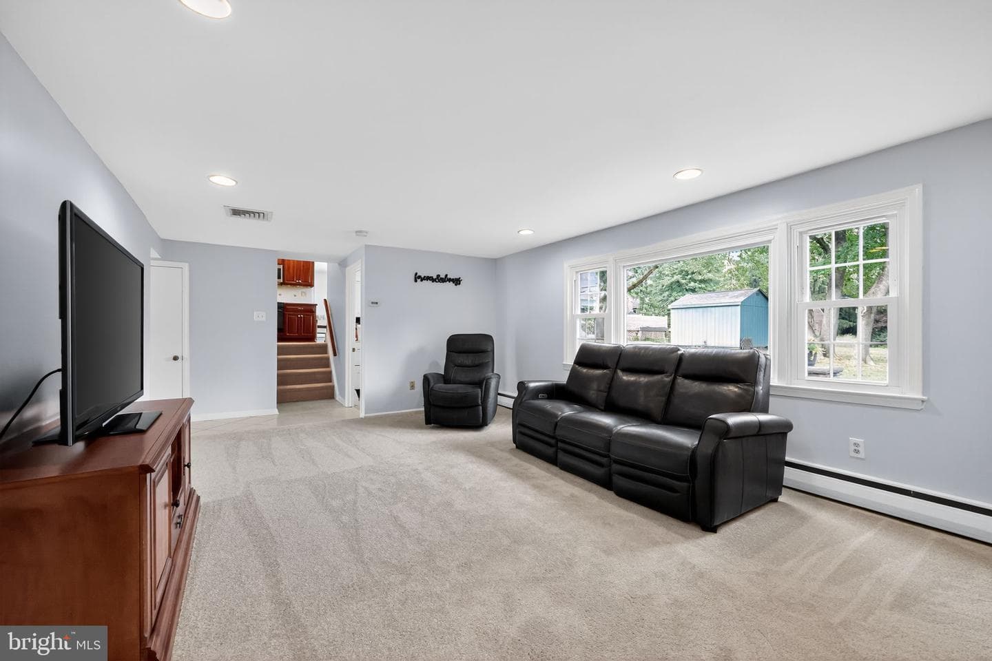 202 Fairfield Drive photo 11
