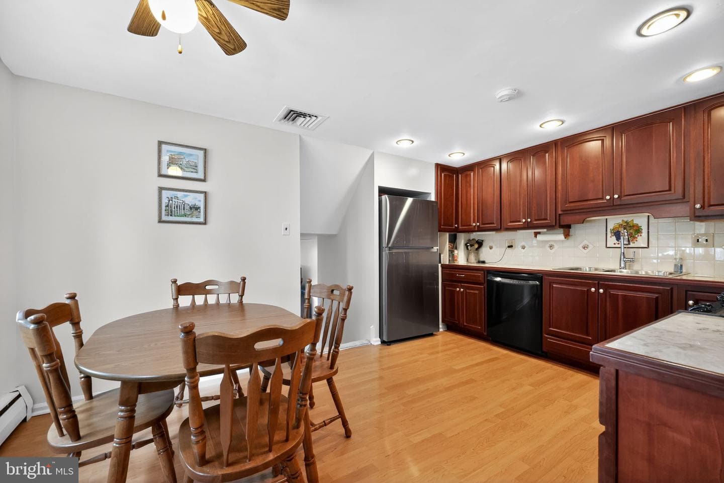 202 Fairfield Drive photo 9