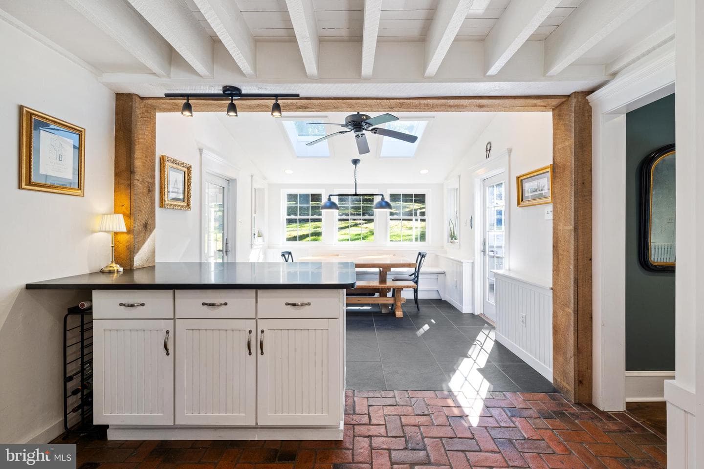 106 Manchester Road photo 10