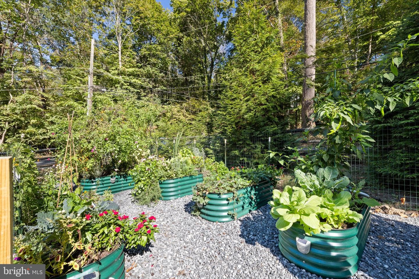 106 Manchester Road photo 28