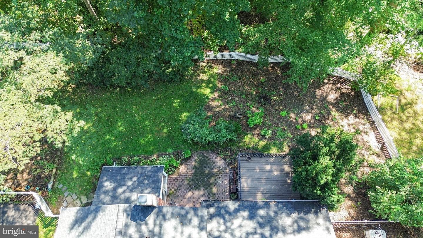 621 Berry Lane photo 36