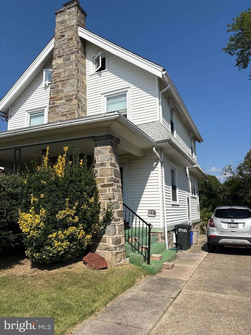 145 Sycamore Road photo 1