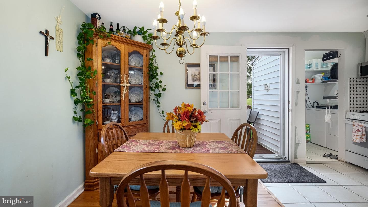 1012 Brook Avenue photo 10