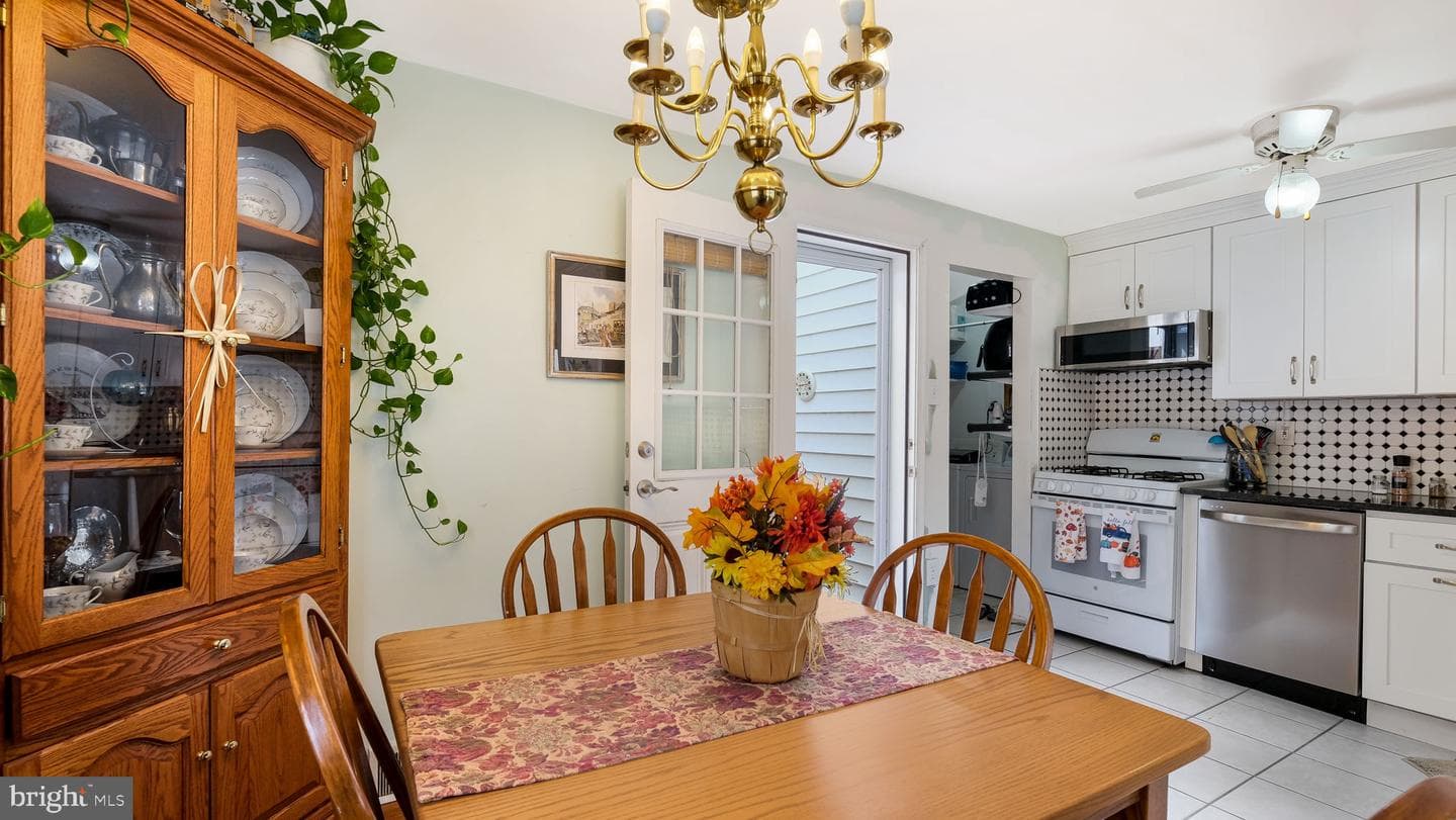 1012 Brook Avenue photo 11