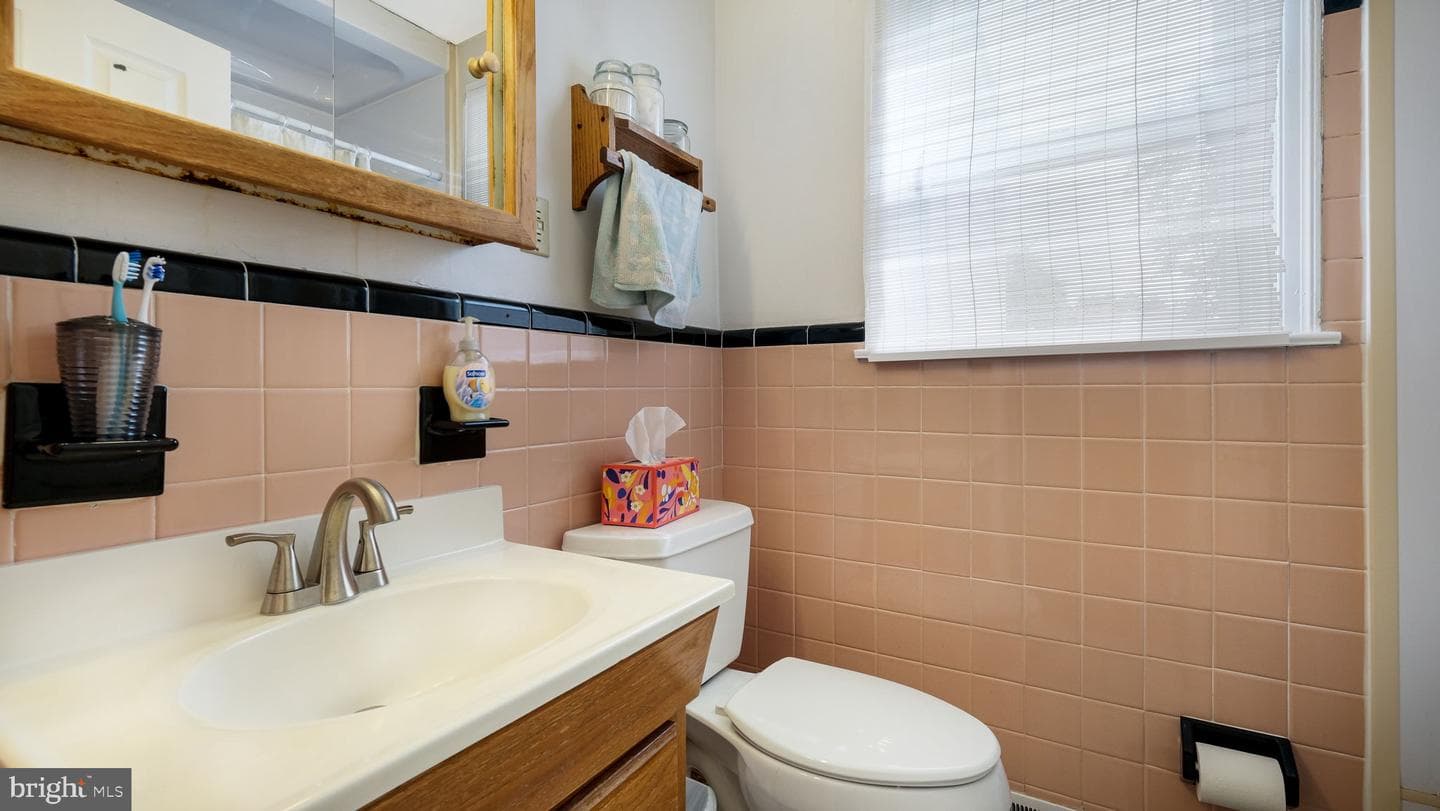 1012 Brook Avenue photo 18