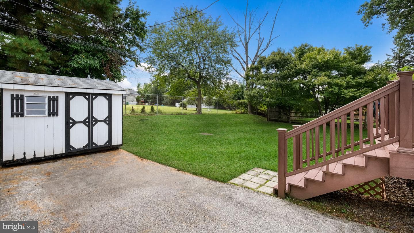 1012 Brook Avenue photo 24