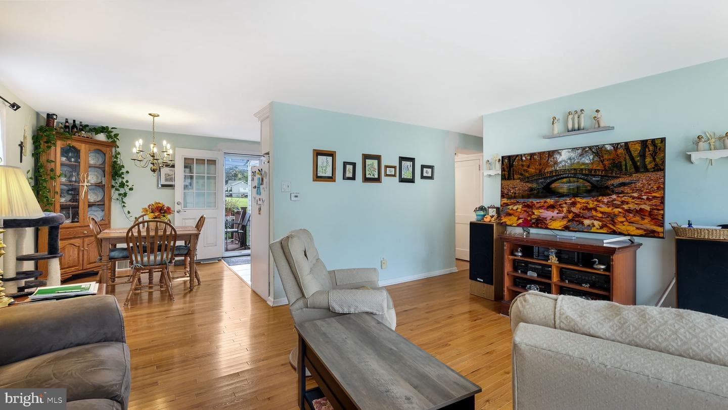 1012 Brook Avenue photo 8