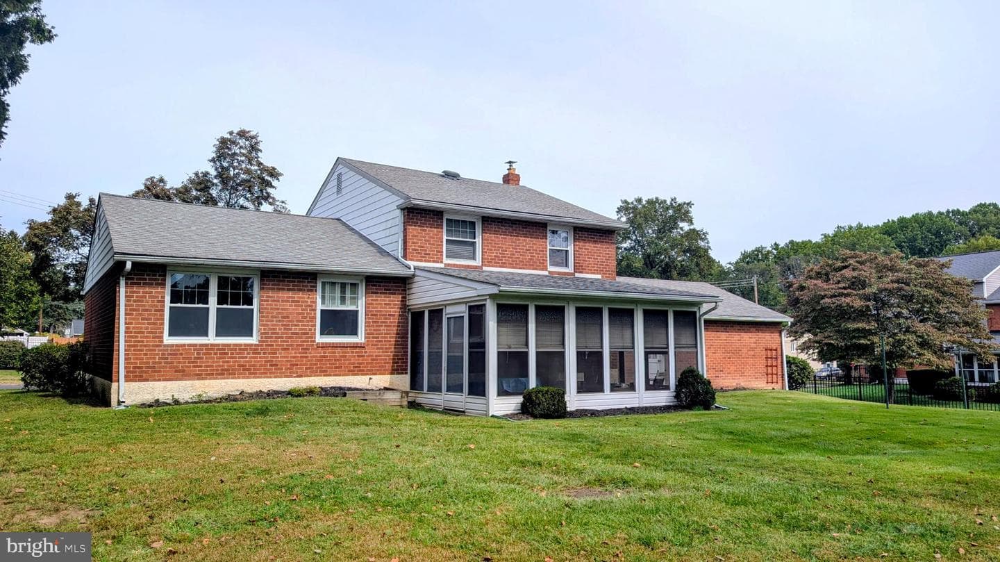 4942 Monroe Drive photo 5