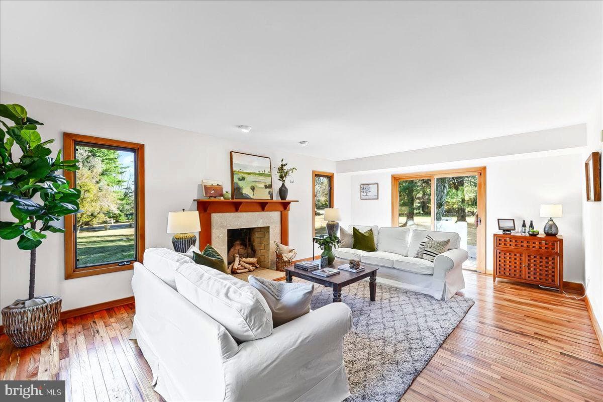 101 Harvey Lane photo 7