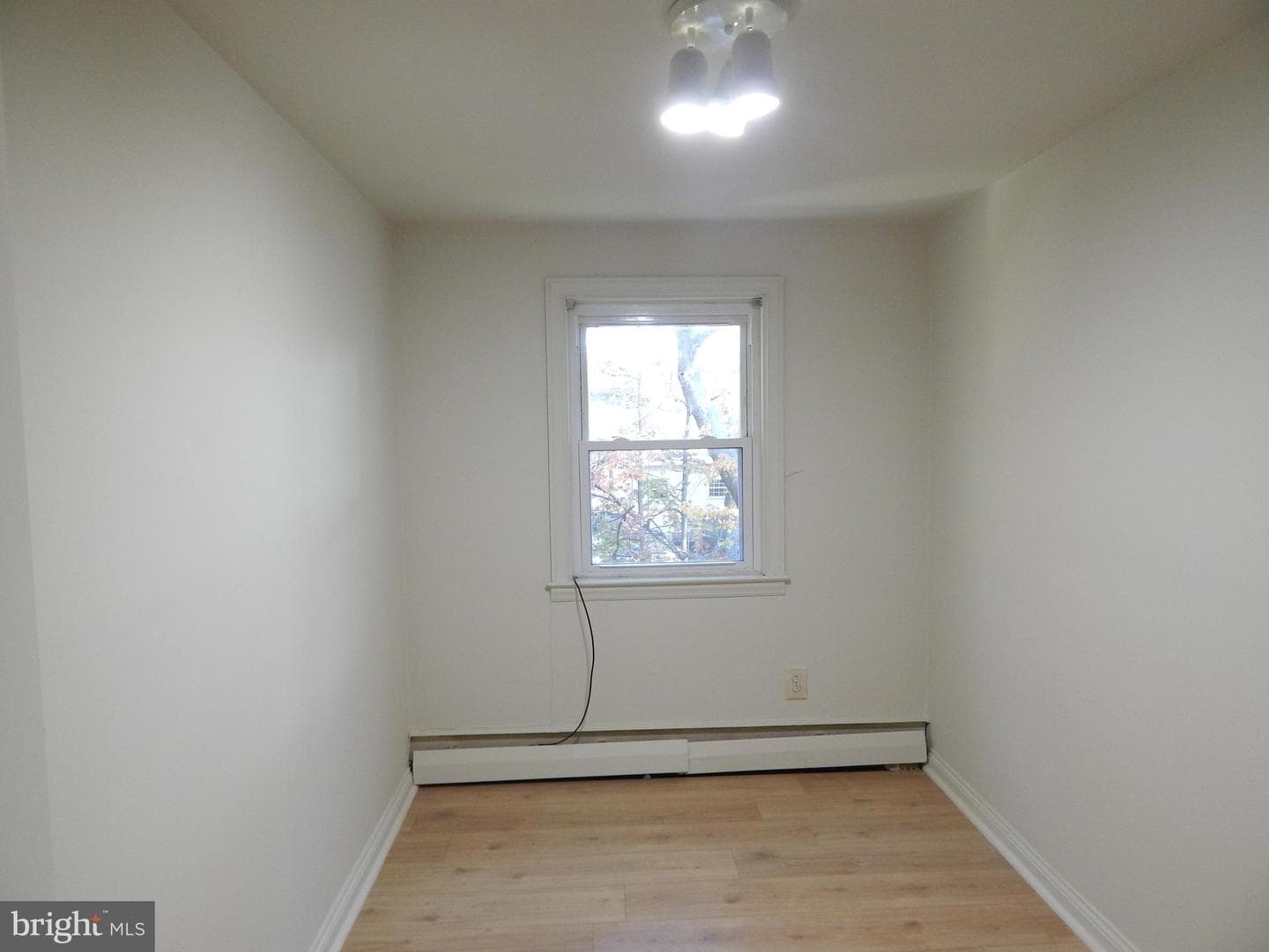 539 Pershing Ave photo 17