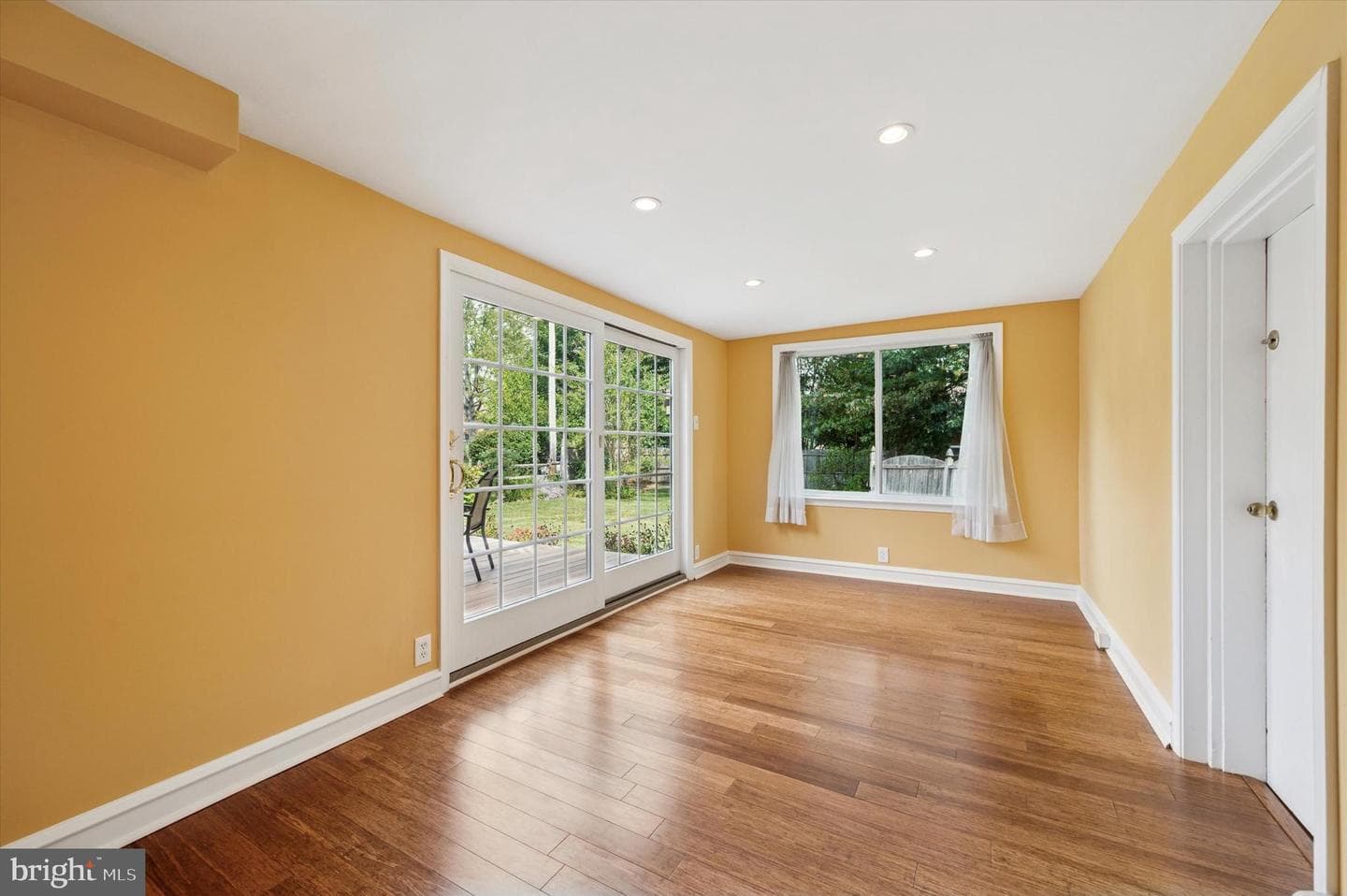 2221 Hillcrest Road photo 15