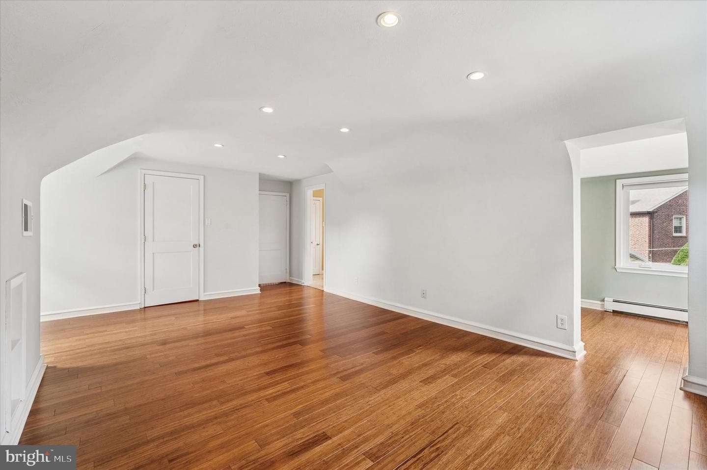 2221 Hillcrest Road photo 31