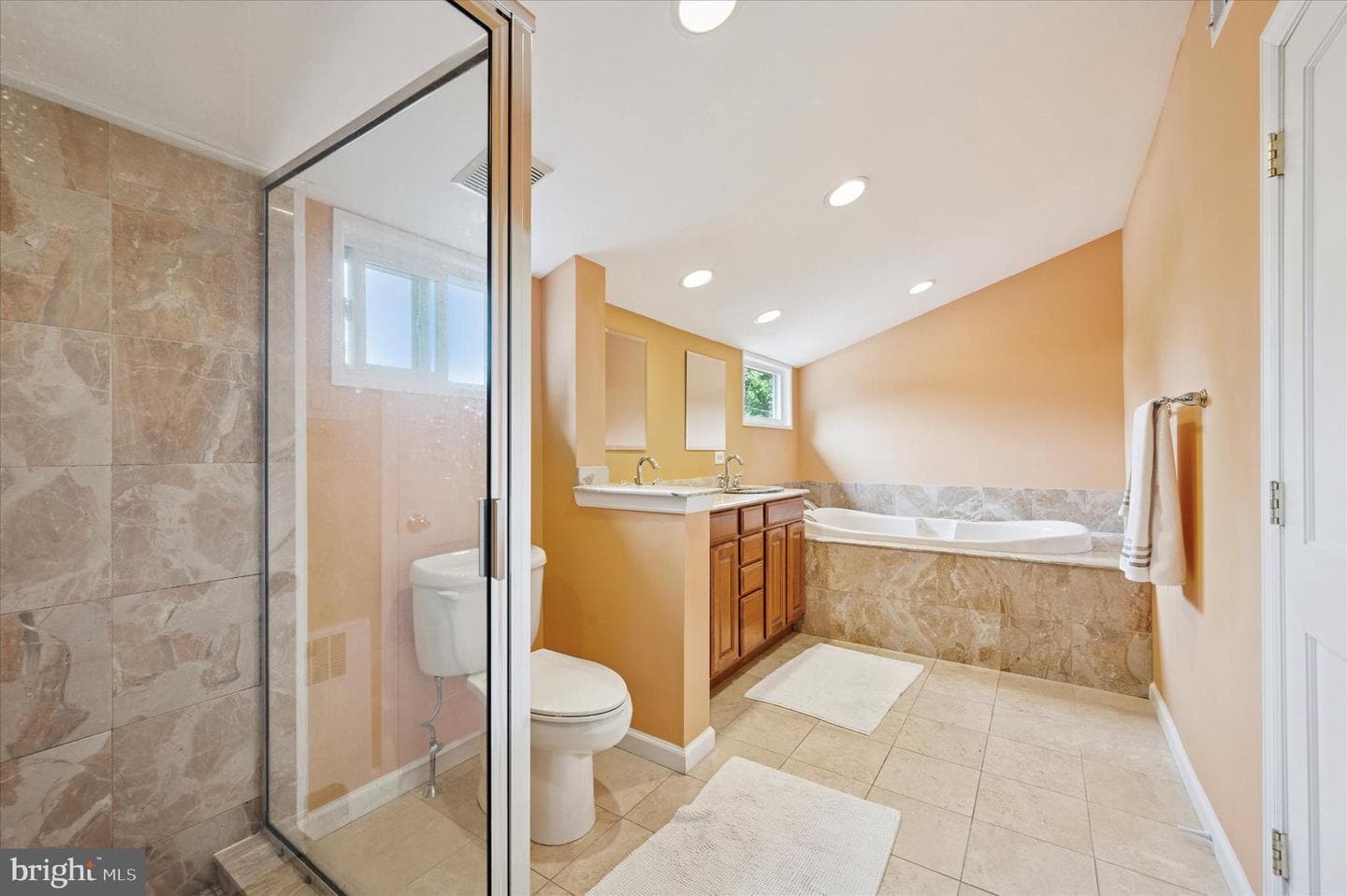 2221 Hillcrest Road photo 34