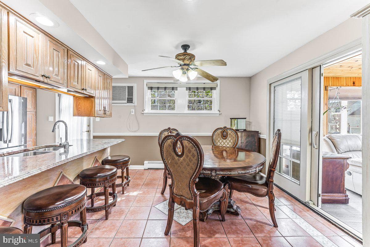 425 Prospect Avenue photo 3