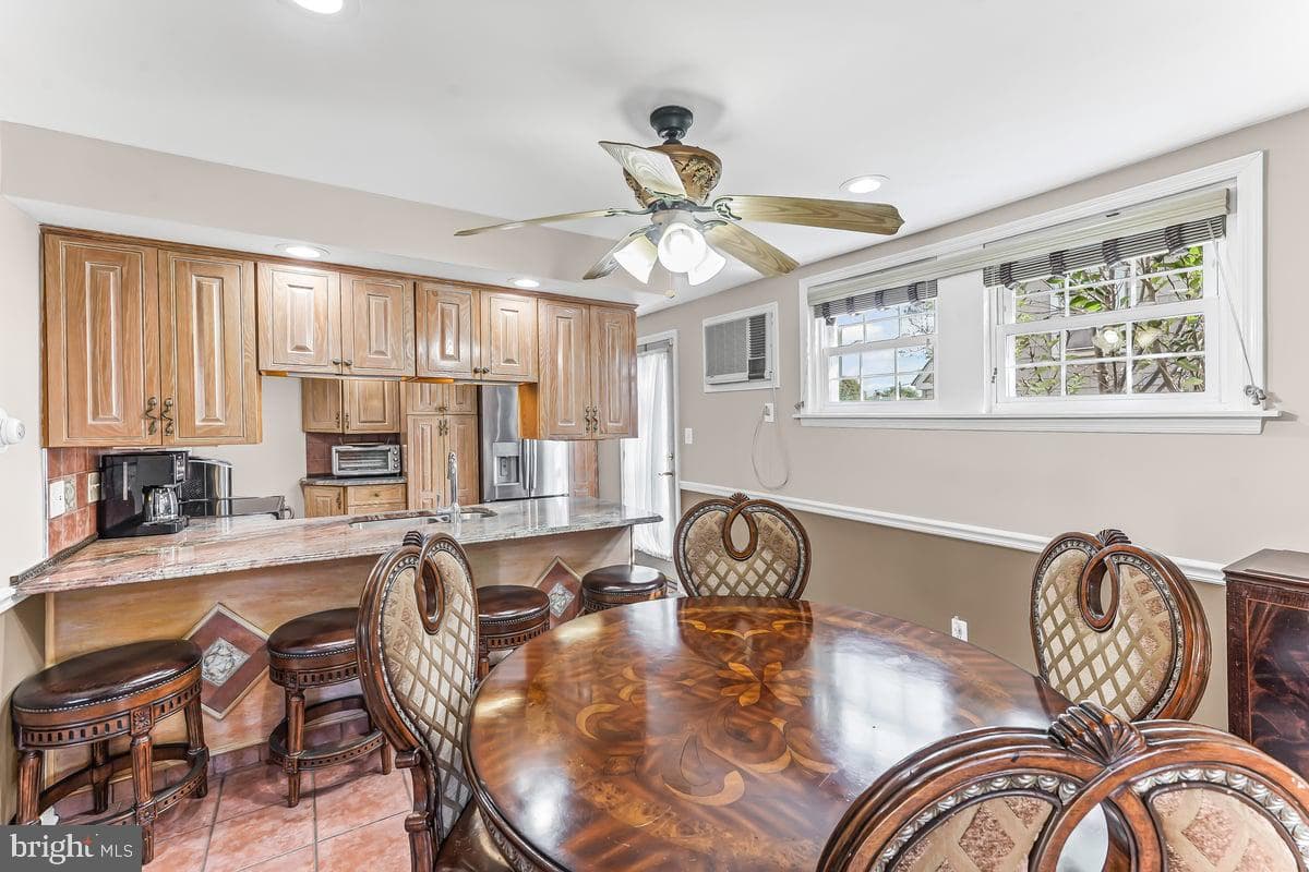 425 Prospect Avenue photo 4
