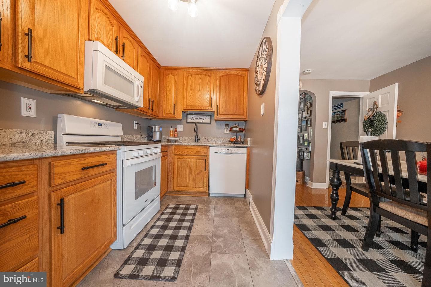 232 Crestwood Drive photo 12