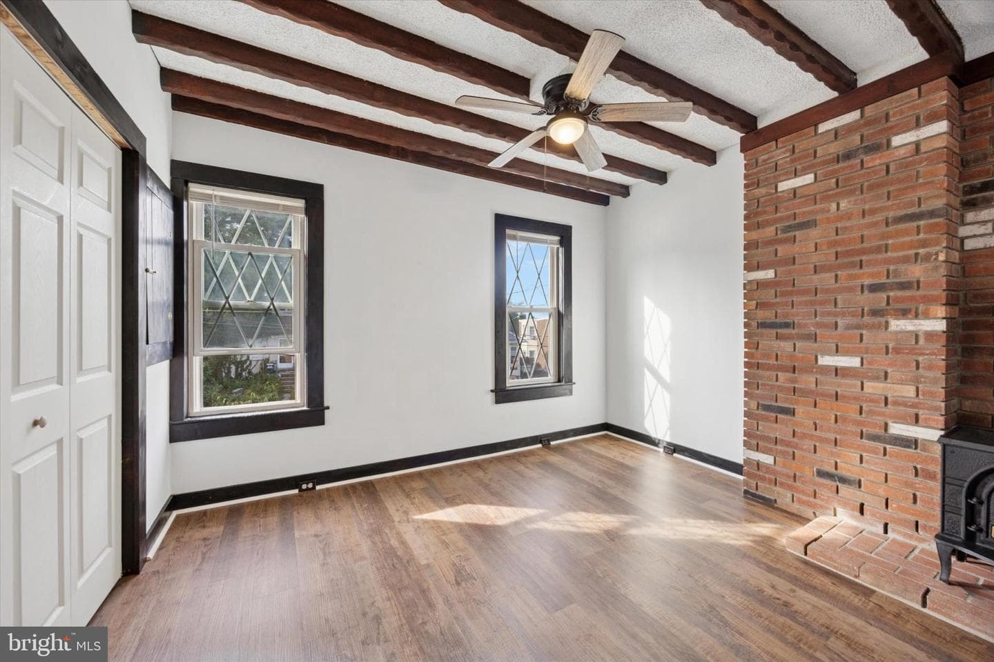 221 Highland Avenue photo 18