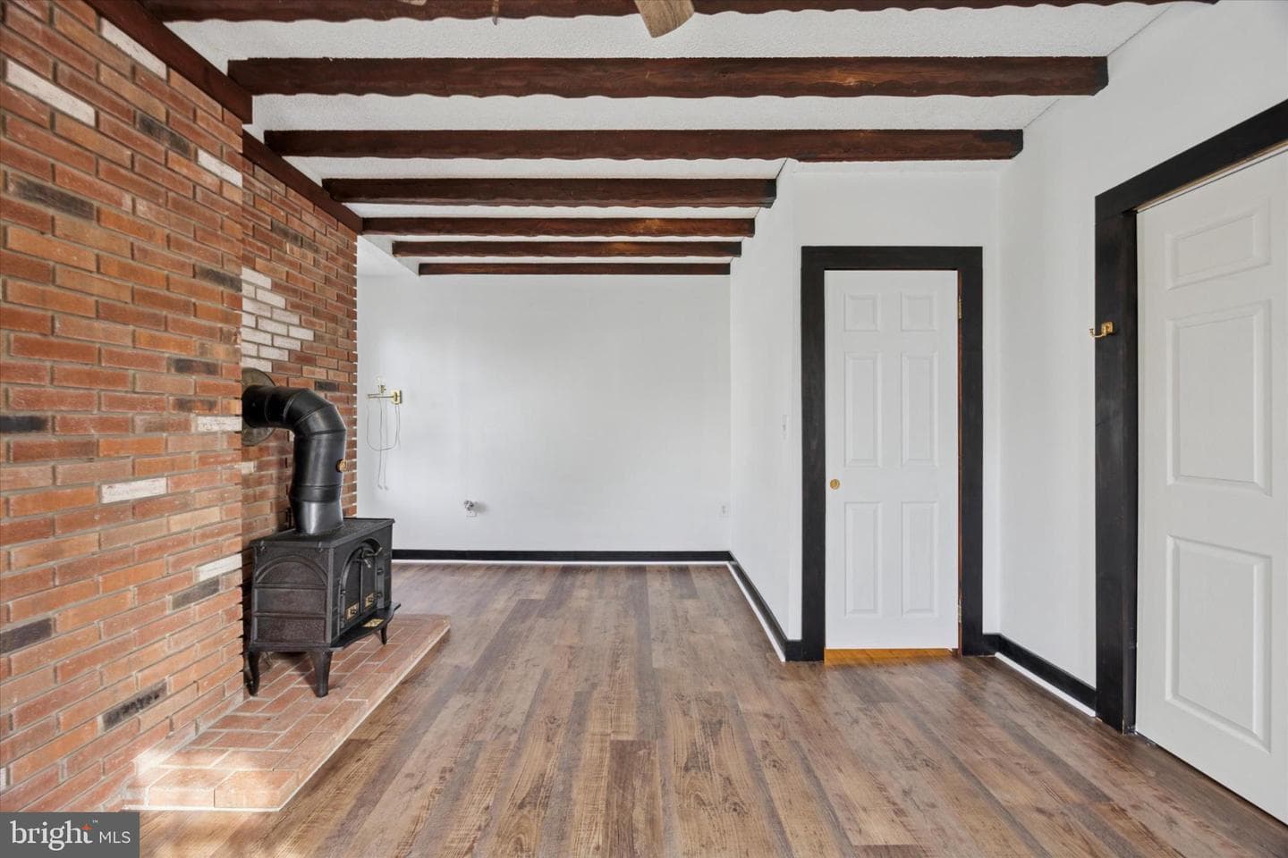 221 Highland Avenue photo 19