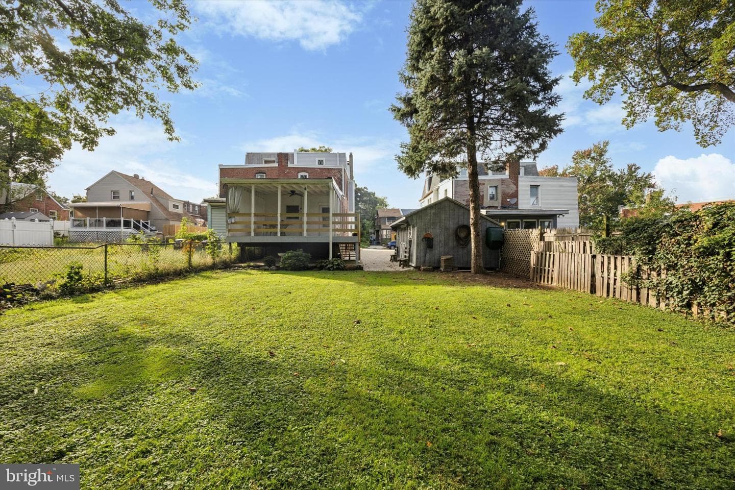 221 Highland Avenue photo 24