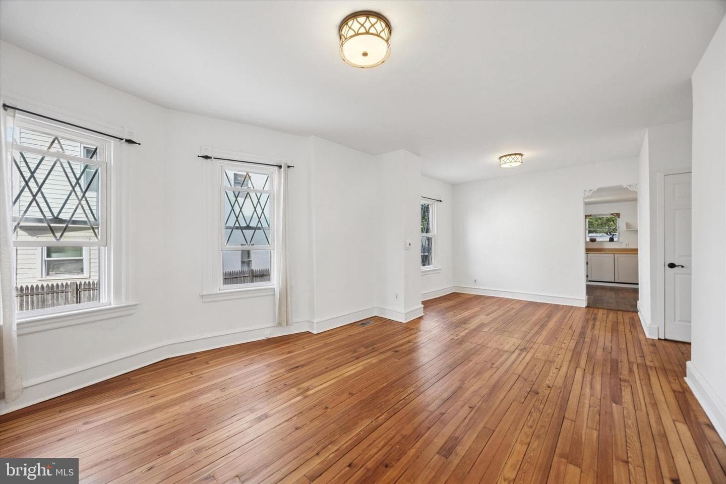 221 Highland Avenue photo 8