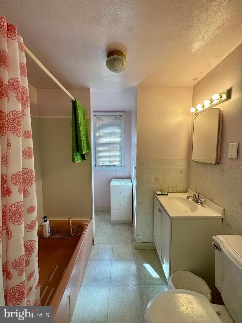 236 Willard Drive photo 17