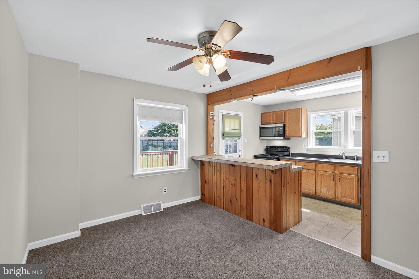 533 Crotzer Avenue photo 10