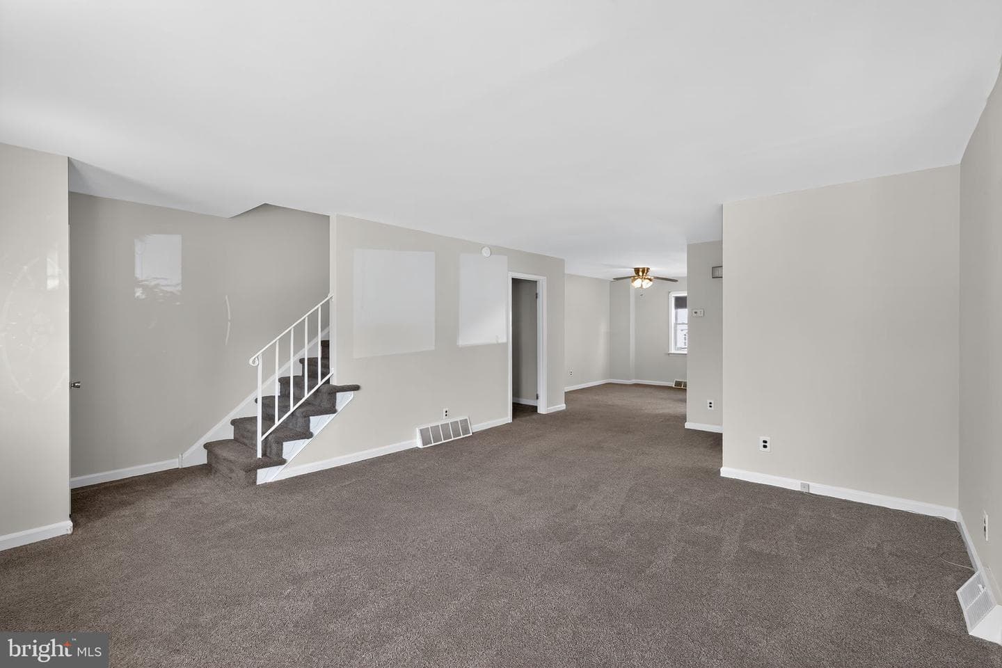 533 Crotzer Avenue photo 4