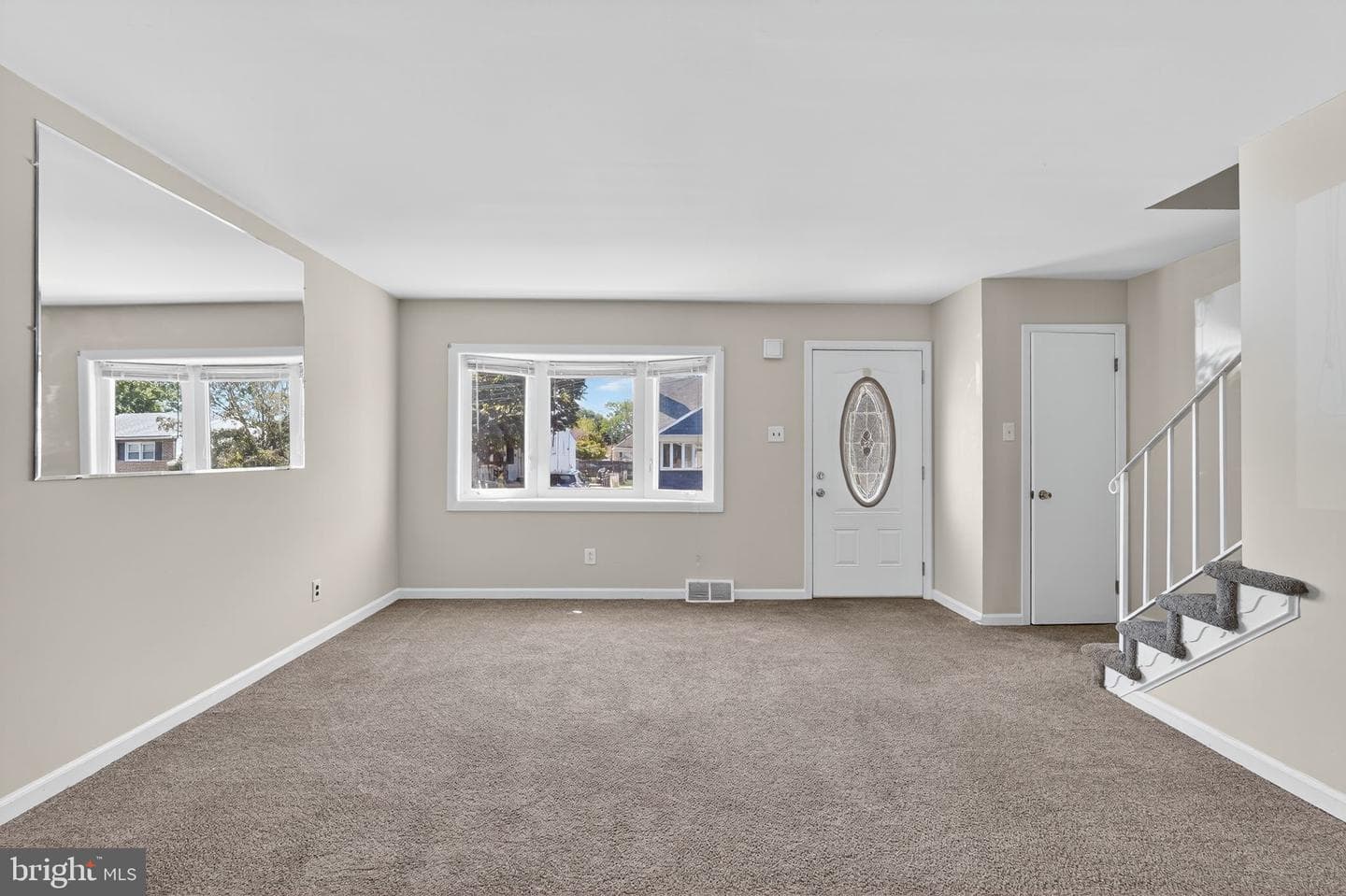 533 Crotzer Avenue photo 5