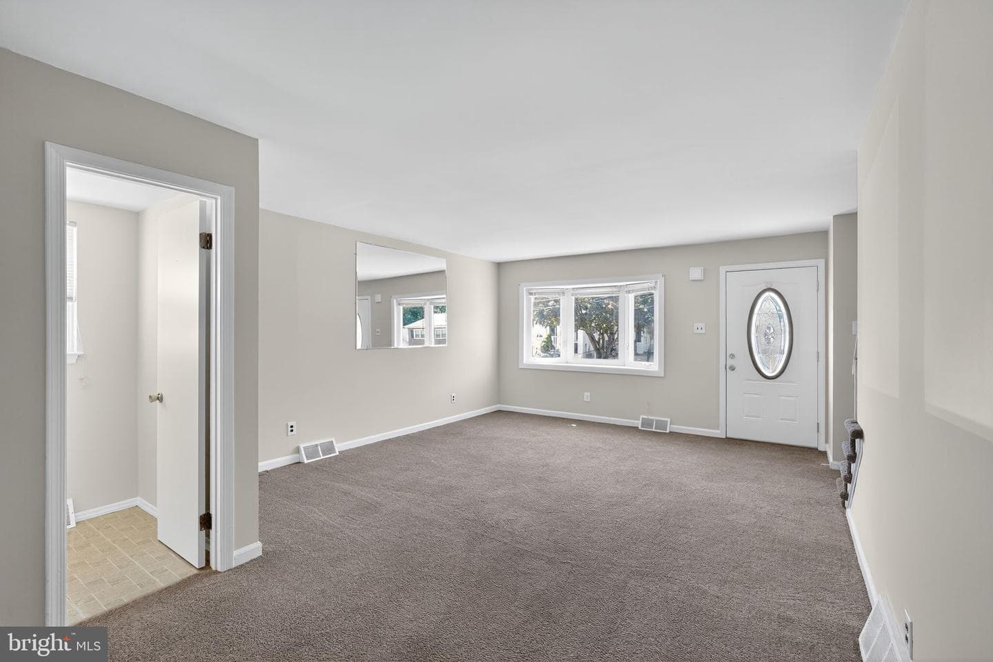 533 Crotzer Avenue photo 6