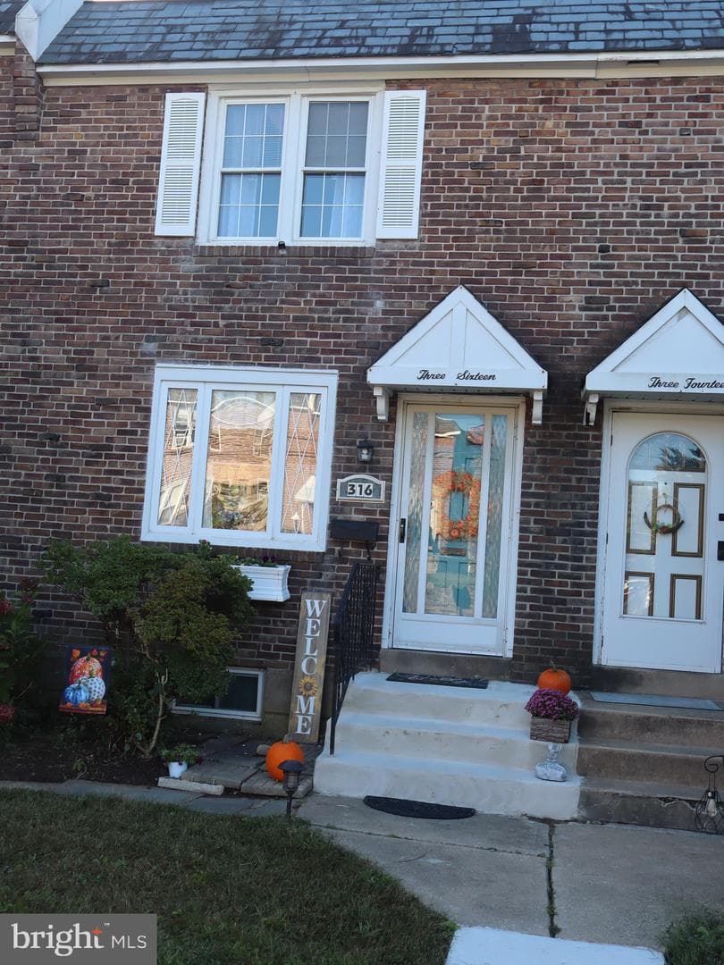 316 Westmont Drive photo 2