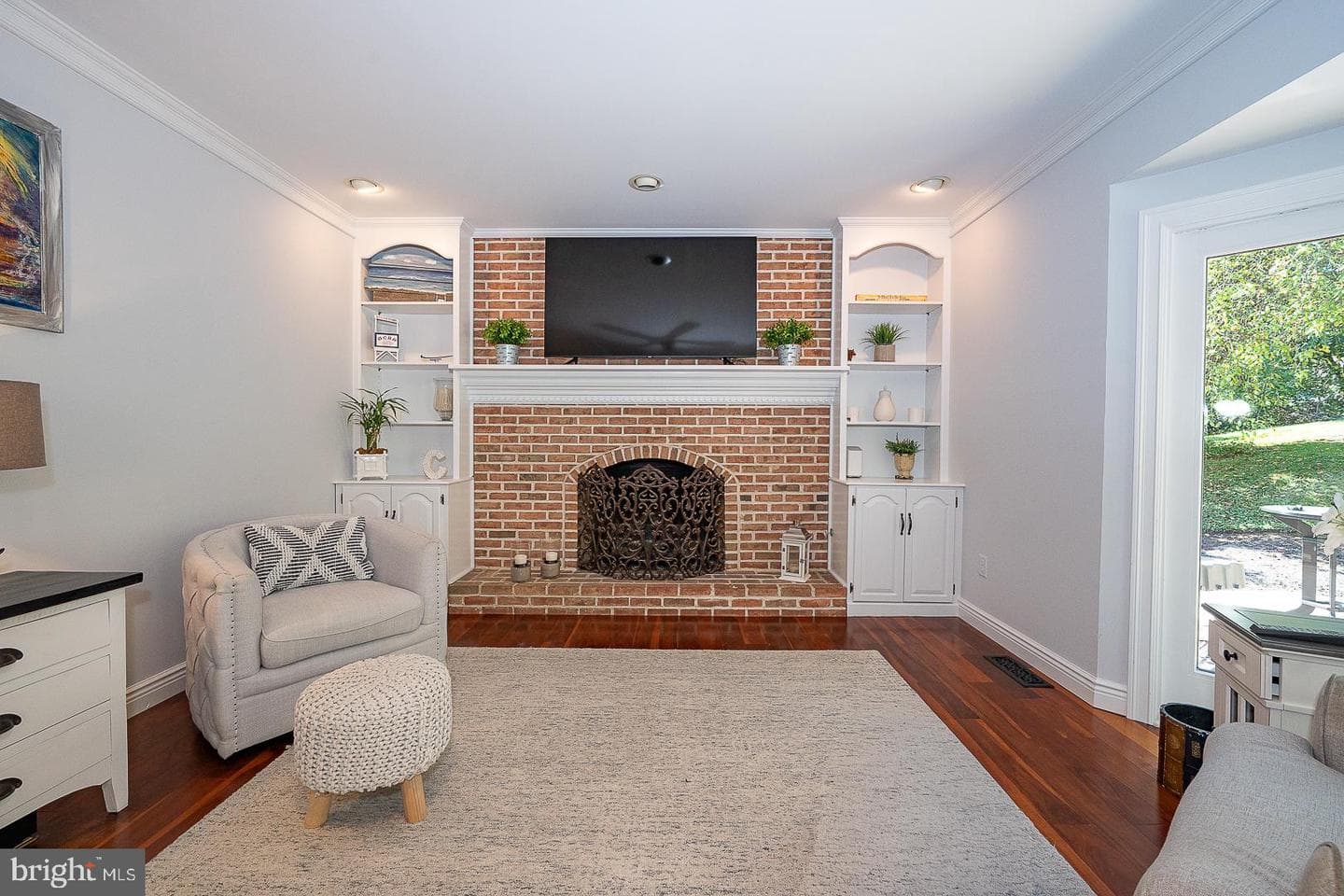 215 Cornell Drive photo 10